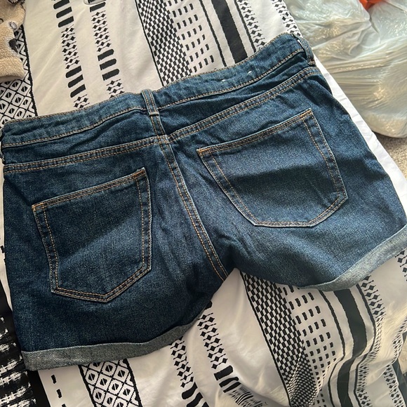 H&M Denim Shorts - Picture 6 of 6